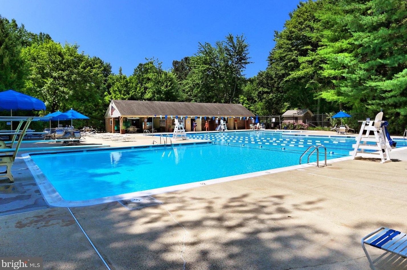 5719 Jonathan Mitchell Rd, Fairfax VA  22039-1402 exterior