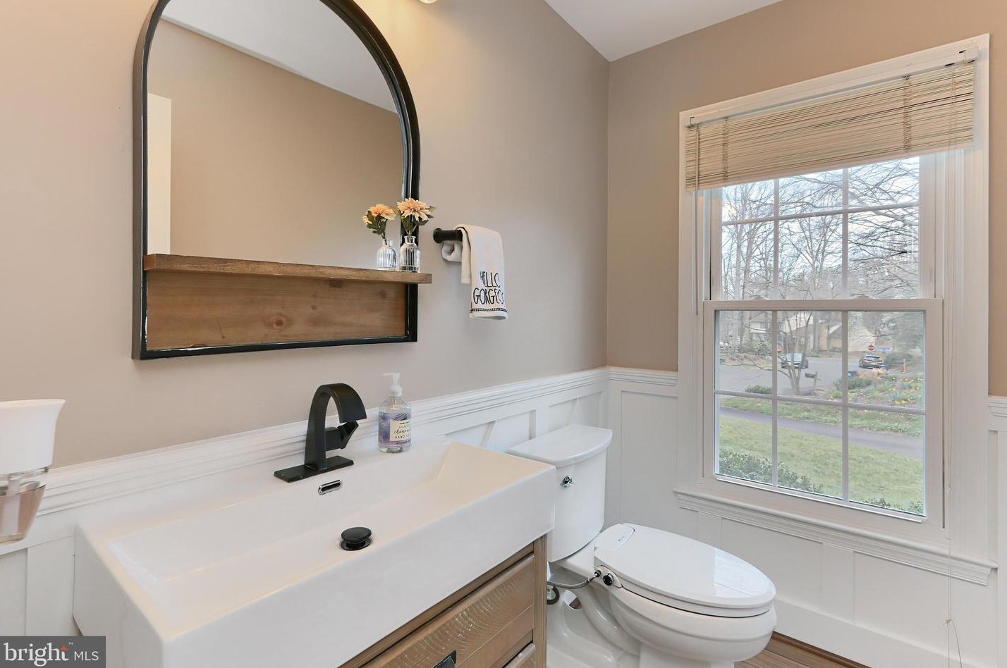 5719 Jonathan Mitchell Rd, Fairfax VA  22039-1402 exterior