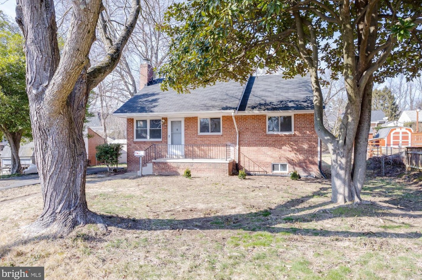 7032 Lee Park Ct, Falls Church VA  22042-3908 exterior