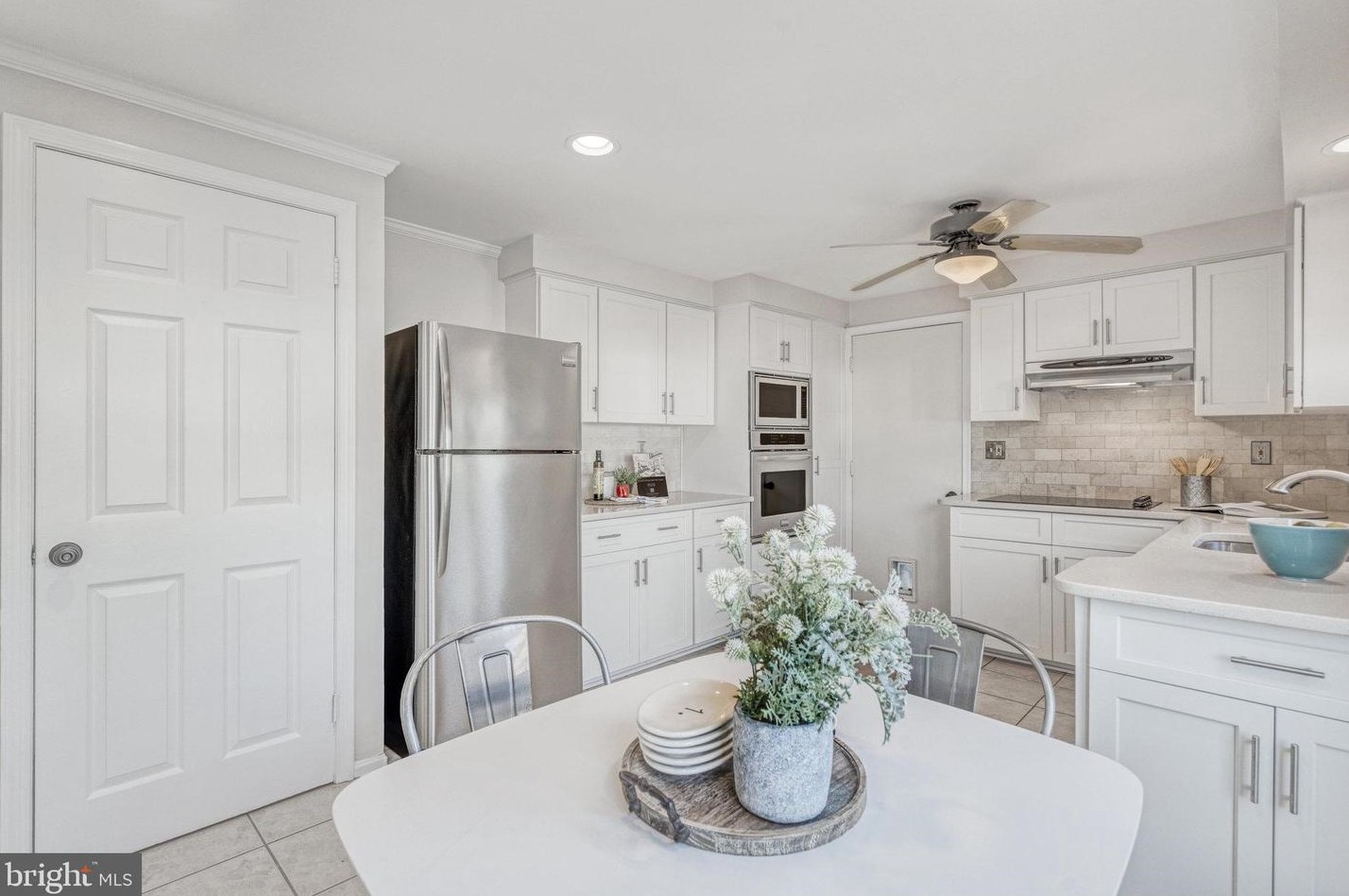 15206 Bannon Hill Ct, Fairfax VA  20151-1314 exterior