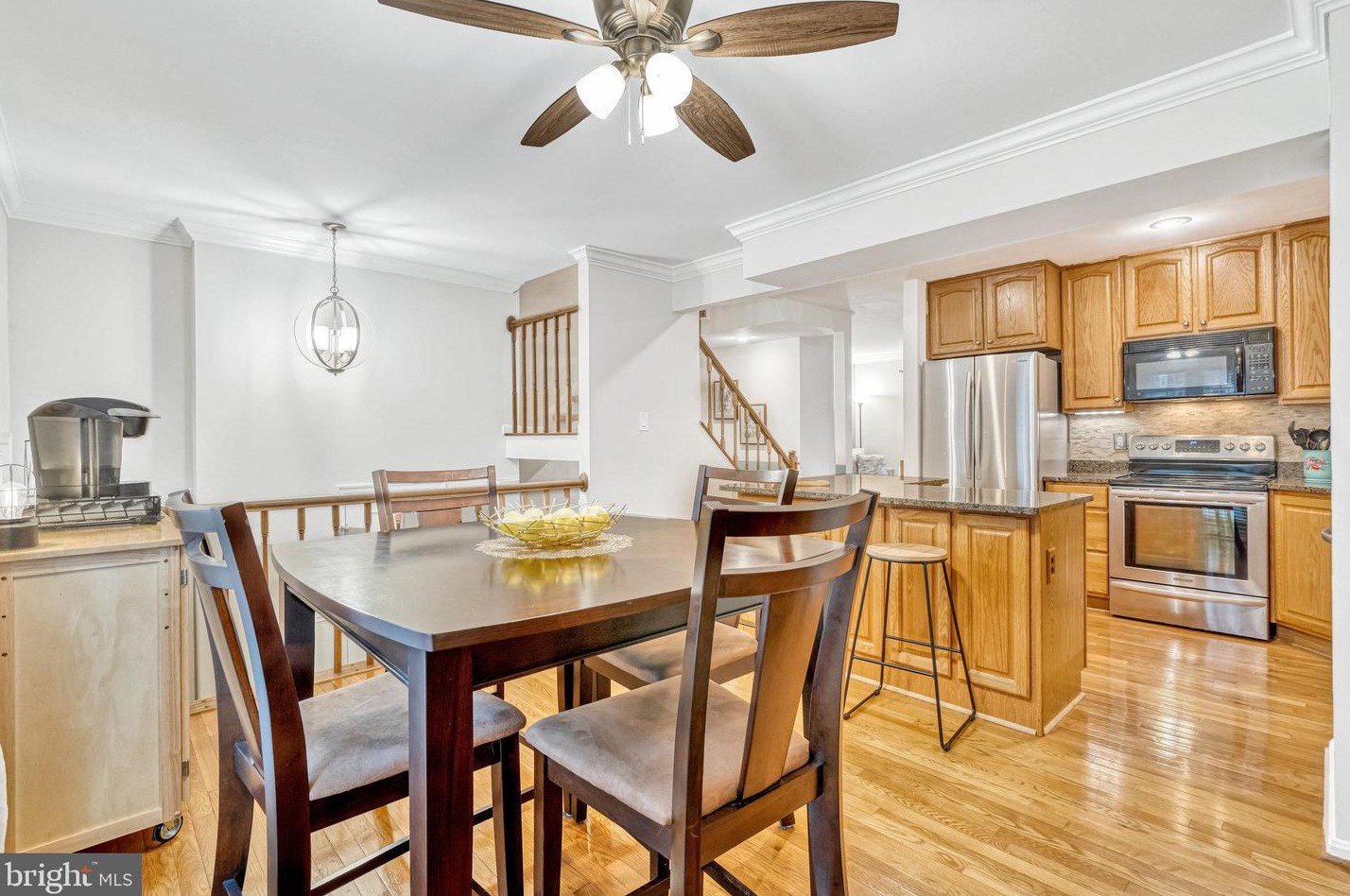 9871 Burke Pond Ct, Springfield VA  22015-2955 exterior