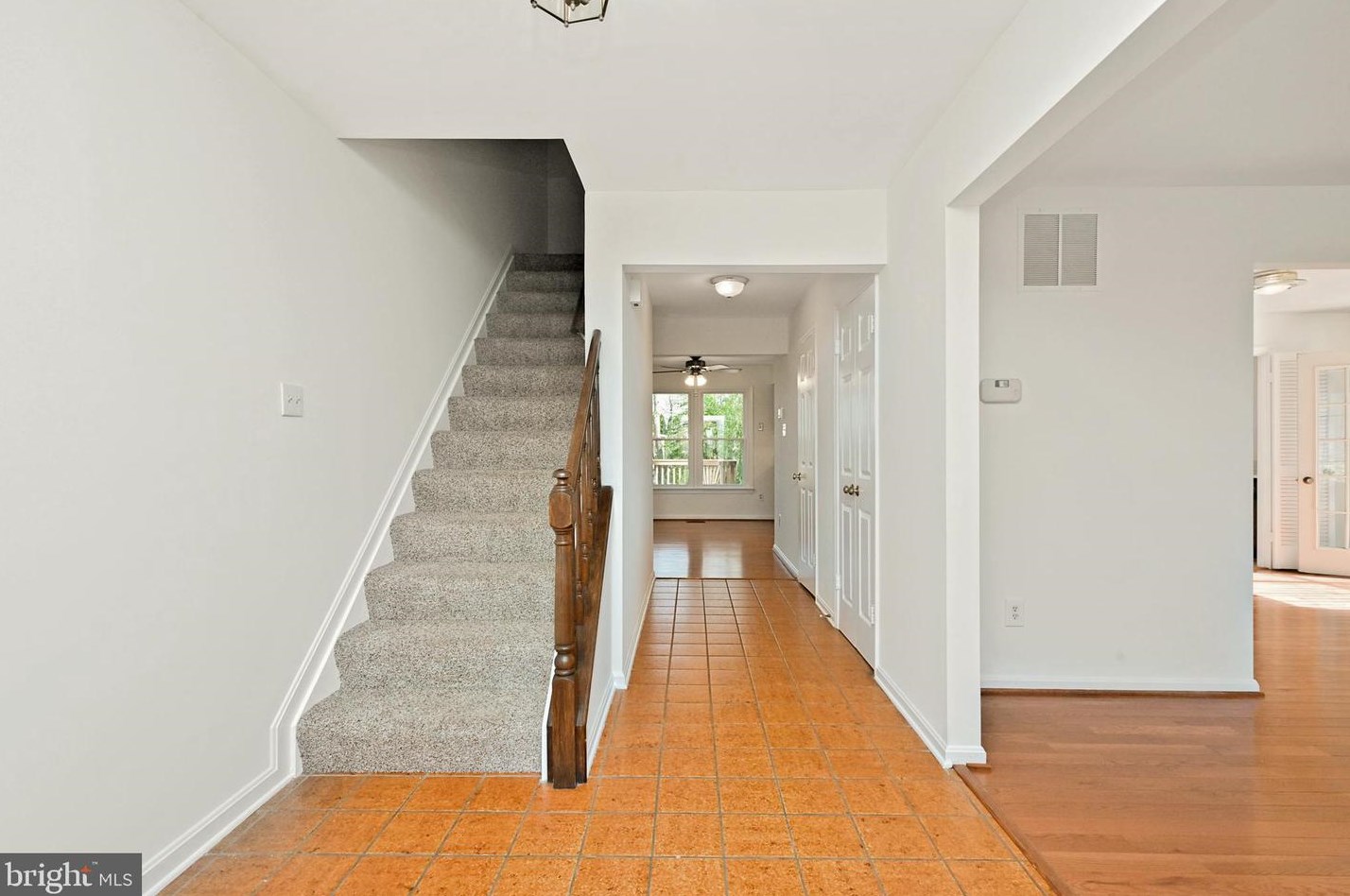 9212 Lake Braddock Dr, Springfield VA  22015-2029 exterior