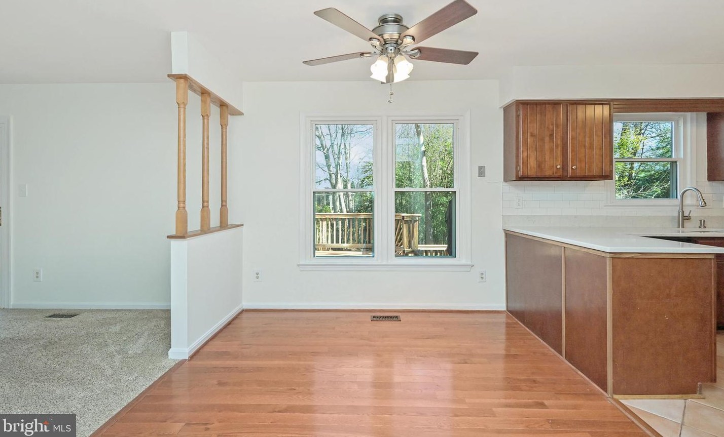 9212 Lake Braddock Dr, Springfield VA  22015-2029 exterior