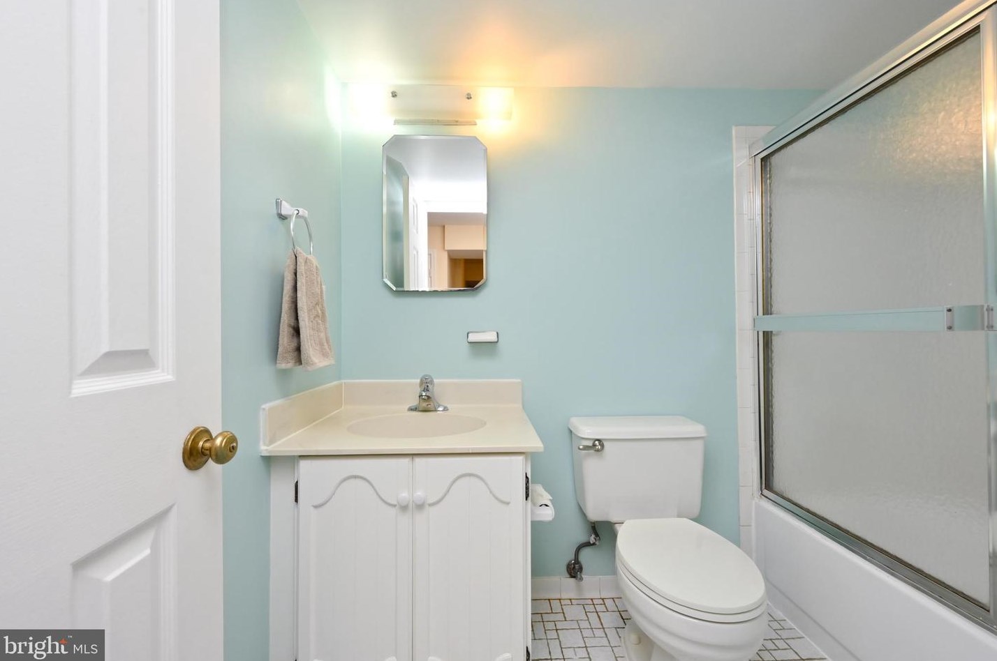 9212 Lake Braddock Dr, Springfield VA  22015-2029 exterior