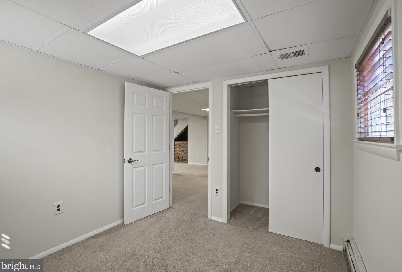 11719 Briggs Ct, Fairfax VA  22030-5703 exterior