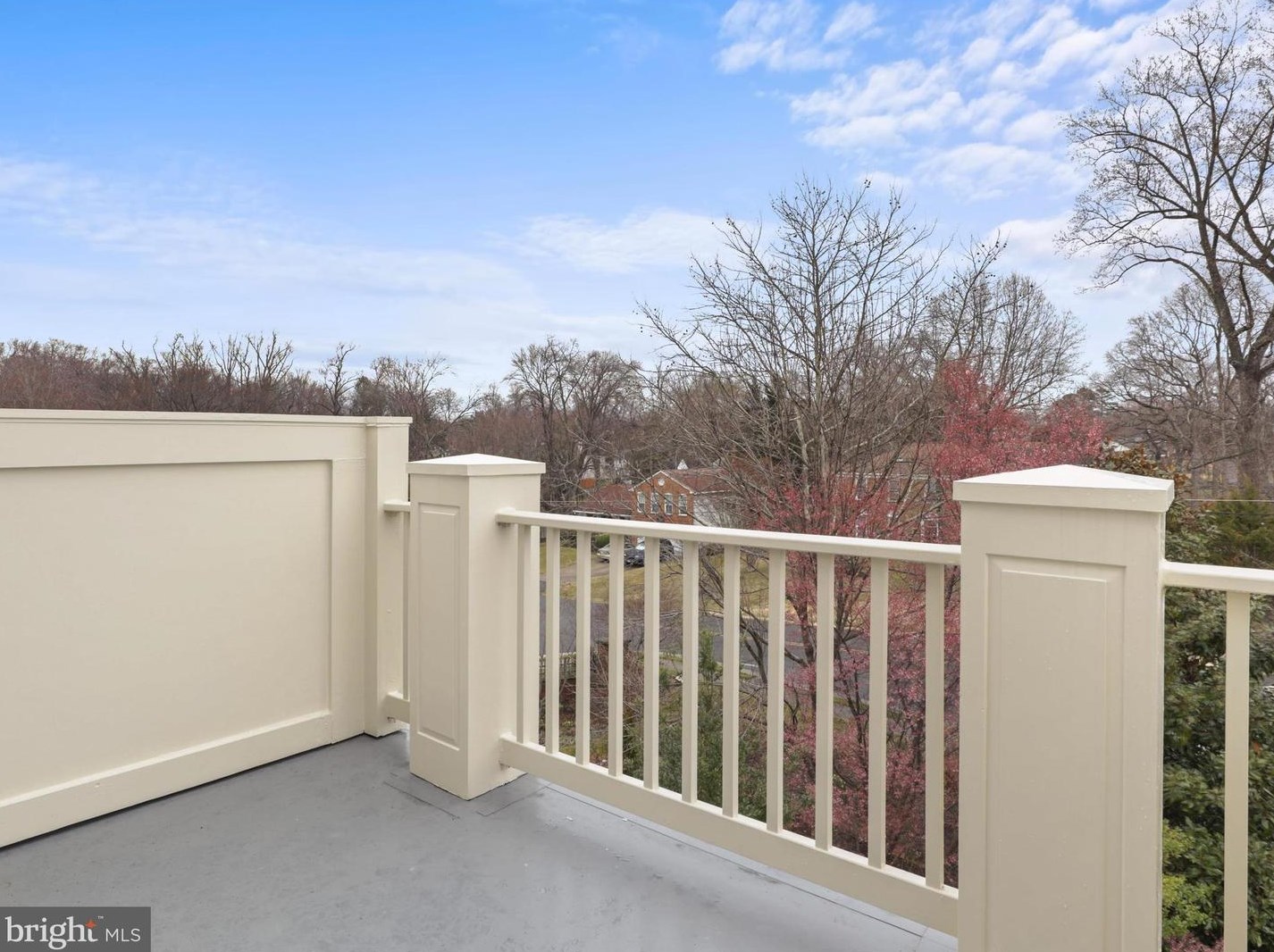 8895 Olive Mae Cir, Fairfax VA  22031-1479 exterior