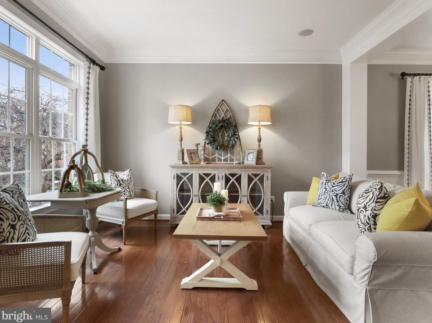 8895 Olive Mae Cir, Fairfax VA  22031-1479 exterior