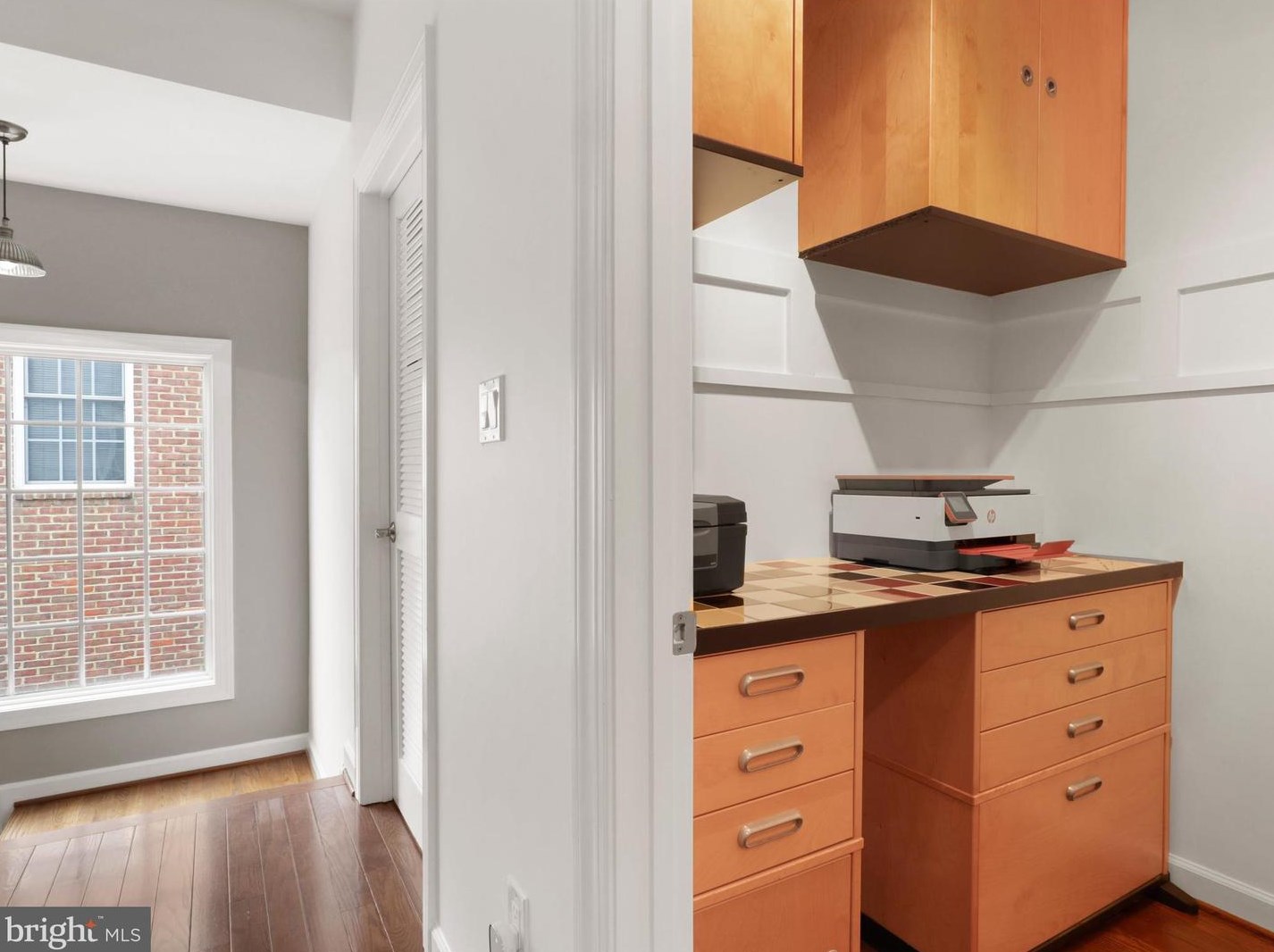 8895 Olive Mae Cir, Fairfax VA  22031-1479 exterior