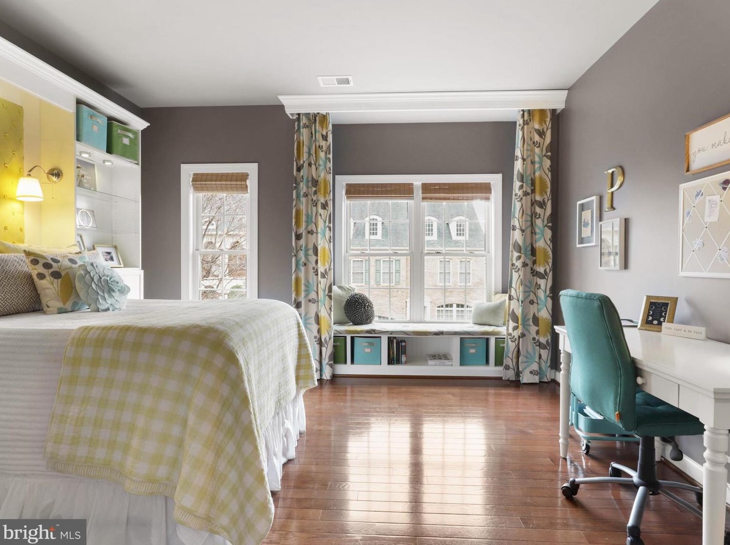 8895 Olive Mae Cir, Fairfax VA  22031-1479 exterior