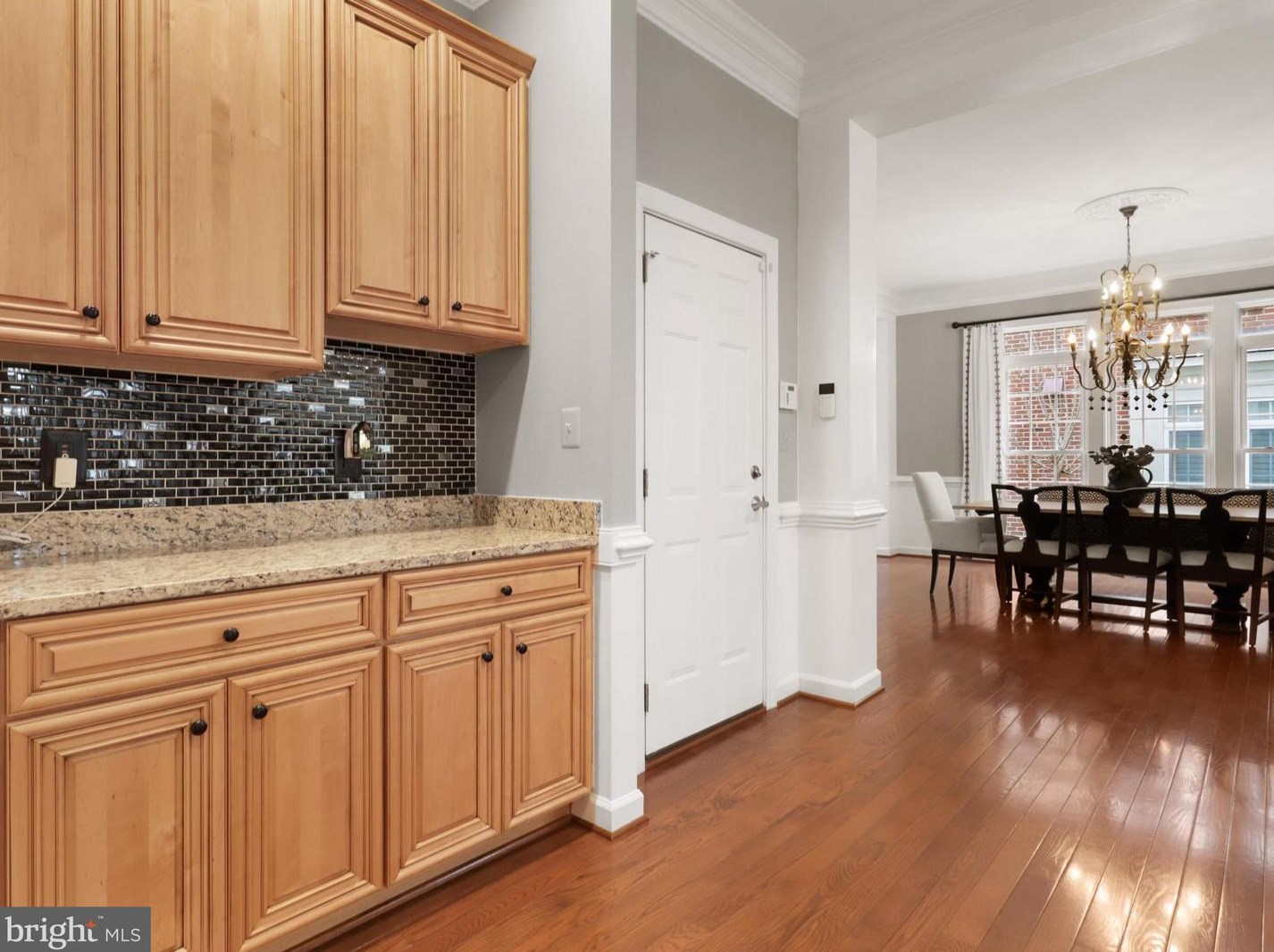 8895 Olive Mae Cir, Fairfax VA  22031-1479 exterior