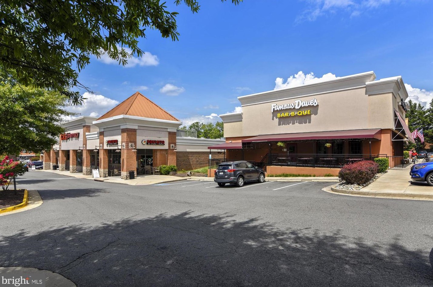 10125 Wendover Dr, Vienna VA  22181-2958 exterior