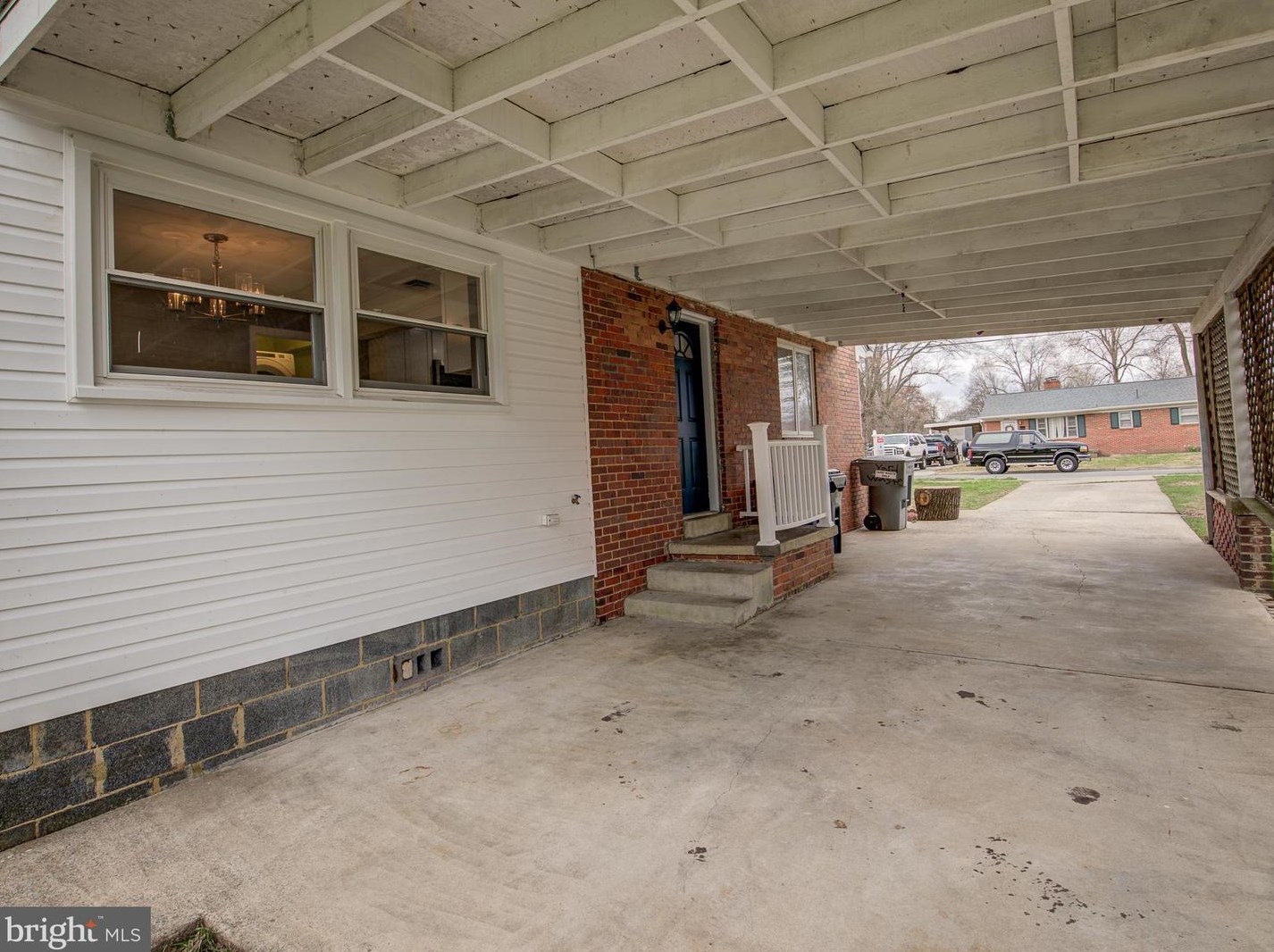 8007 Martha Washington St, Alexandria VA  22309-1350 exterior