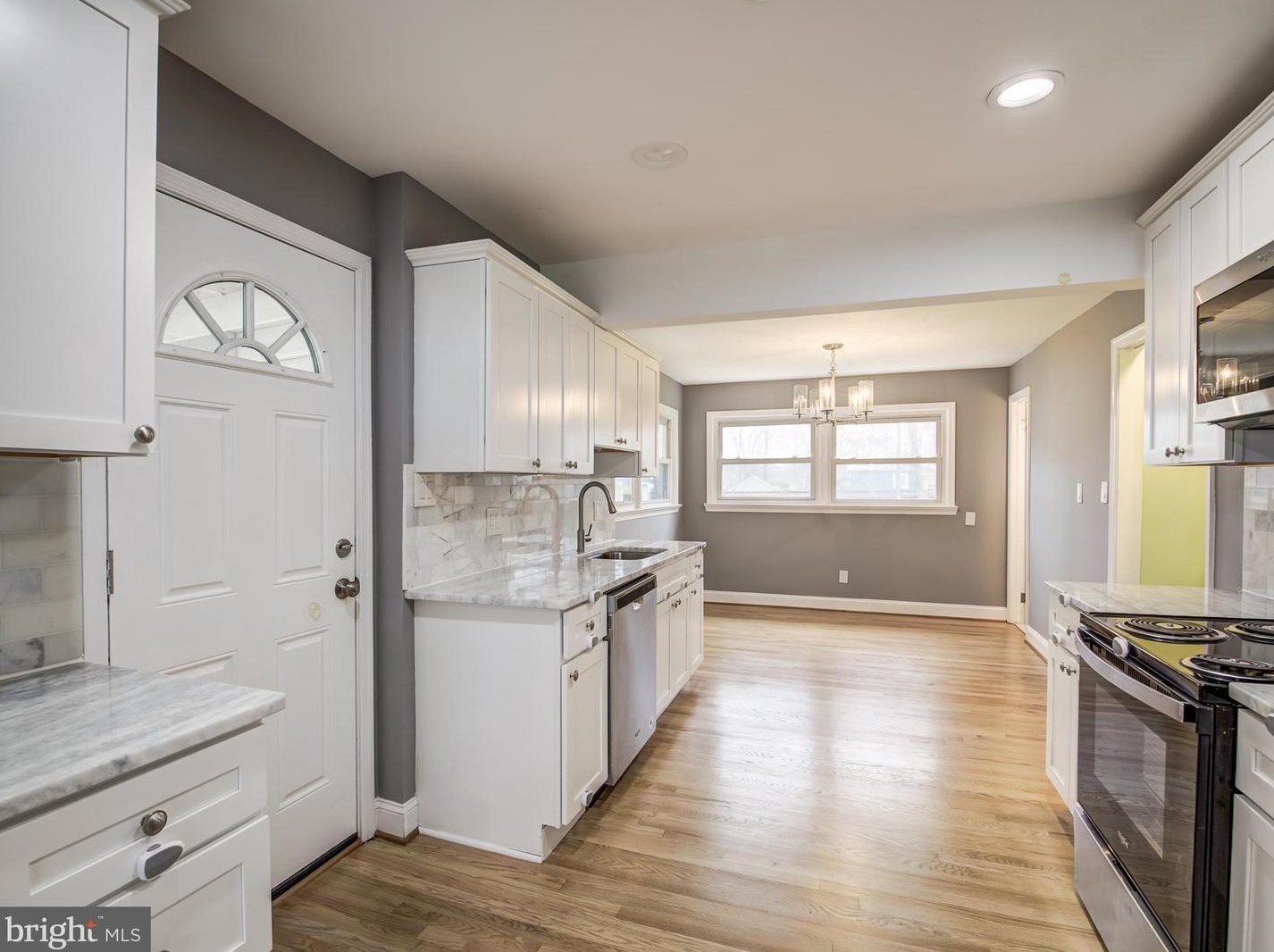 8007 Martha Washington St, Alexandria VA  22309-1350 exterior