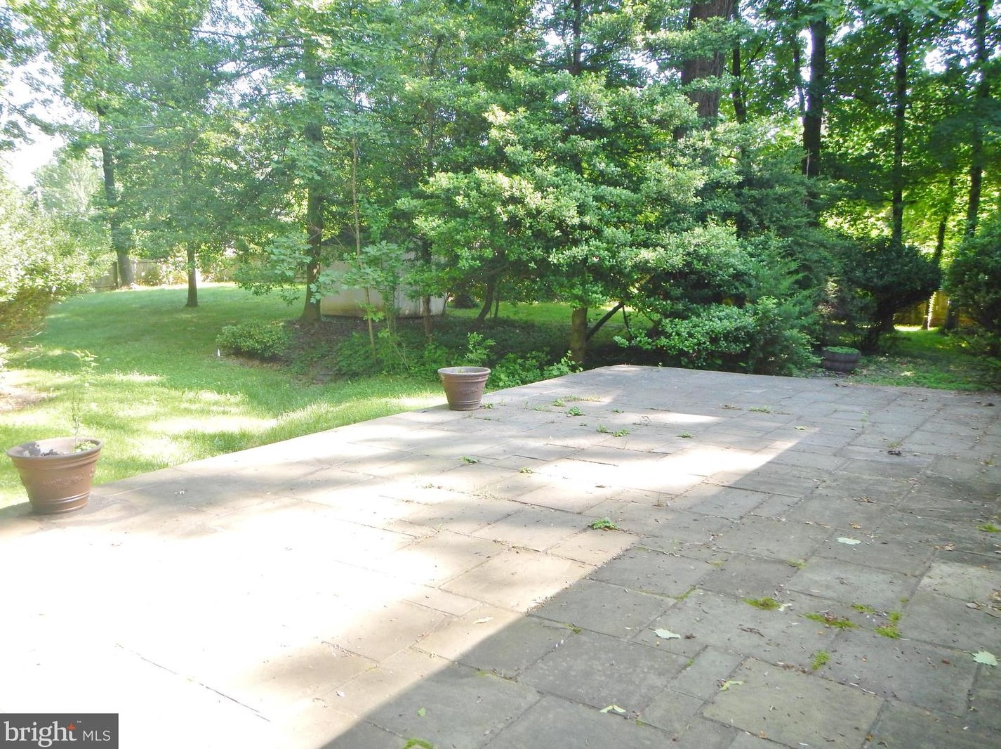 352 Ayr Hill Ave, Vienna VA  22180-4725 exterior