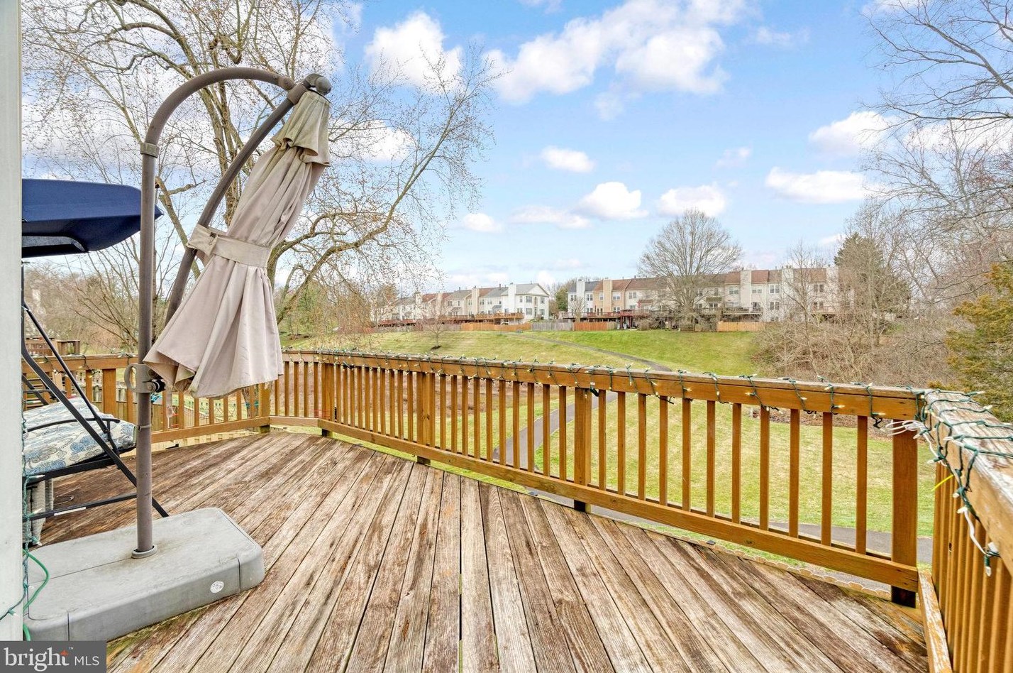 14577 Creek Branch Ct, Centreville VA  20120-1384 exterior