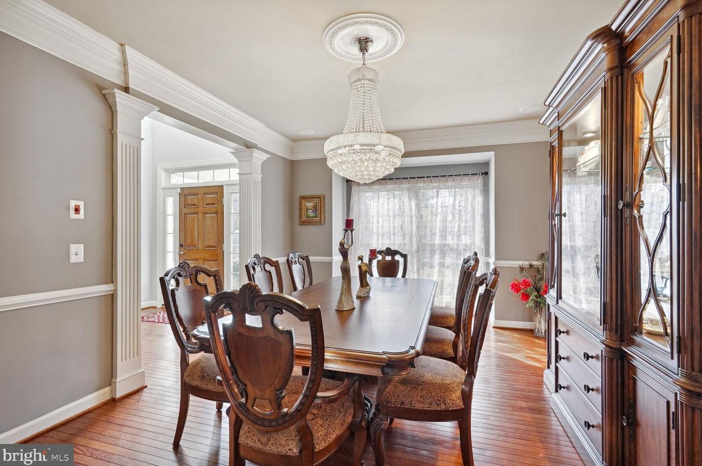 12812 Westbrook Dr, Fairfax VA  22030-8229 exterior