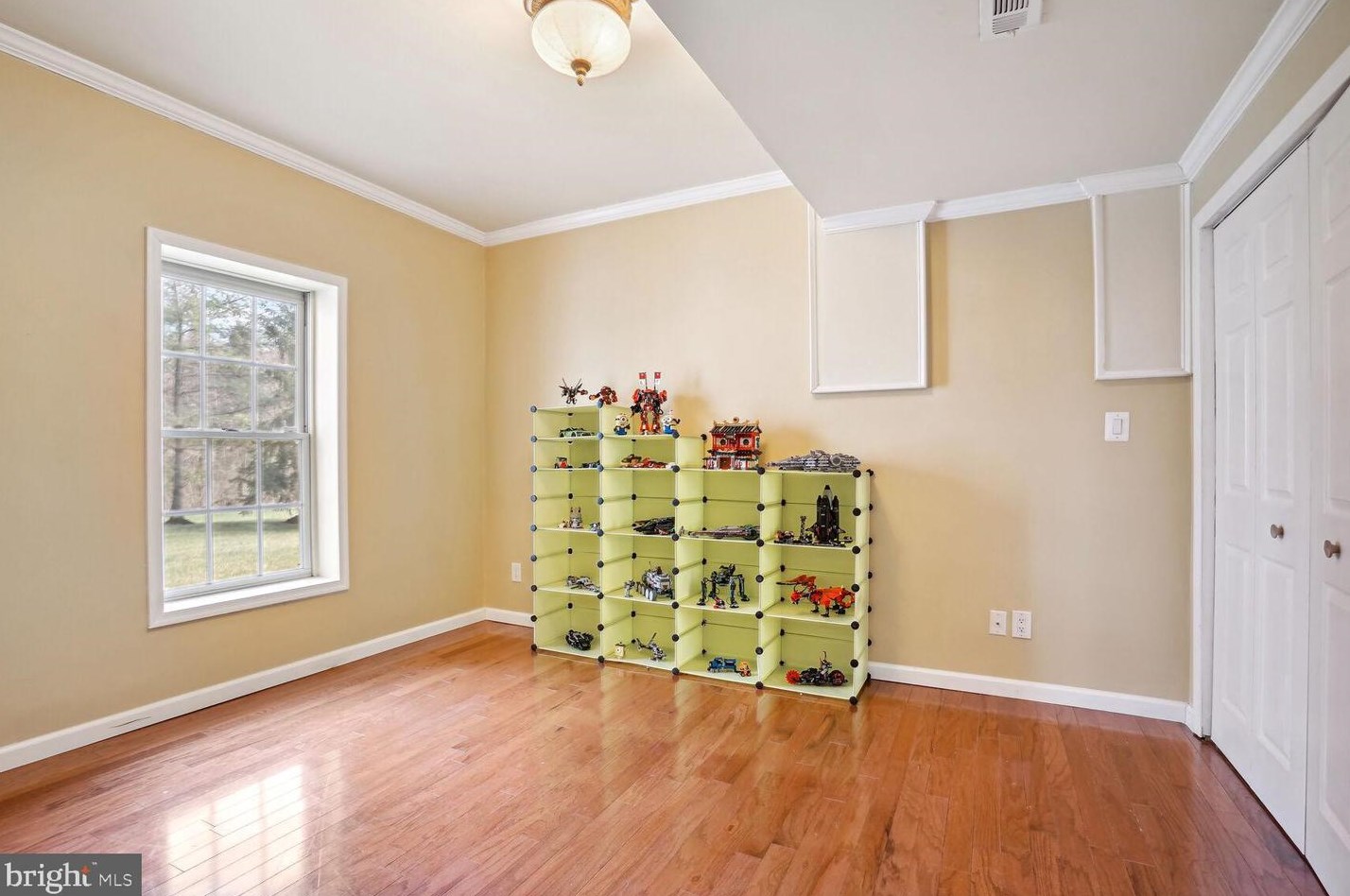 12812 Westbrook Dr, Fairfax VA  22030-8229 exterior