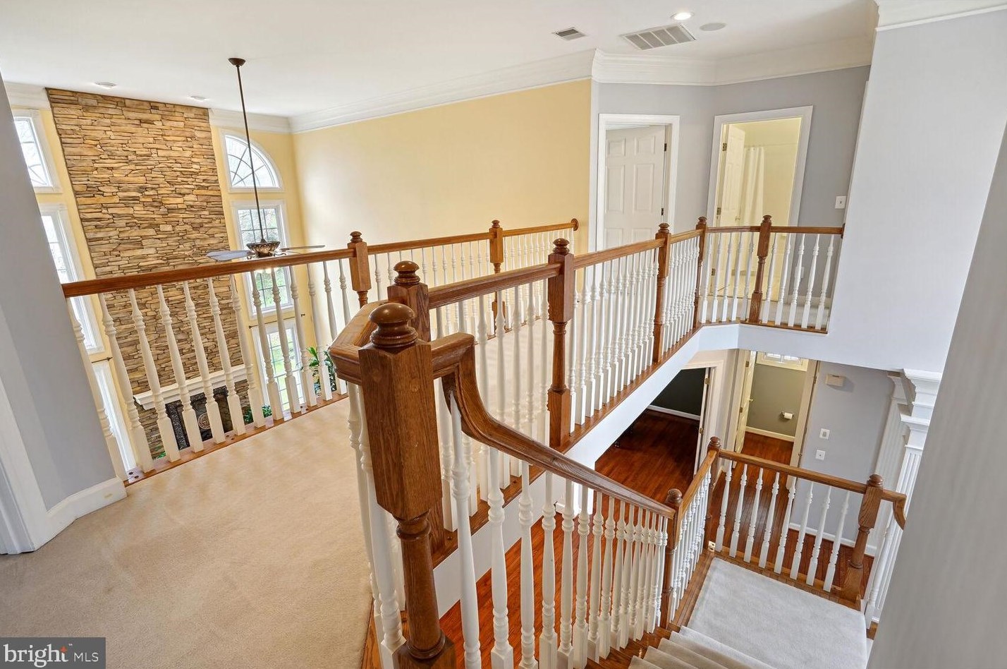 12812 Westbrook Dr, Fairfax VA  22030-8229 exterior