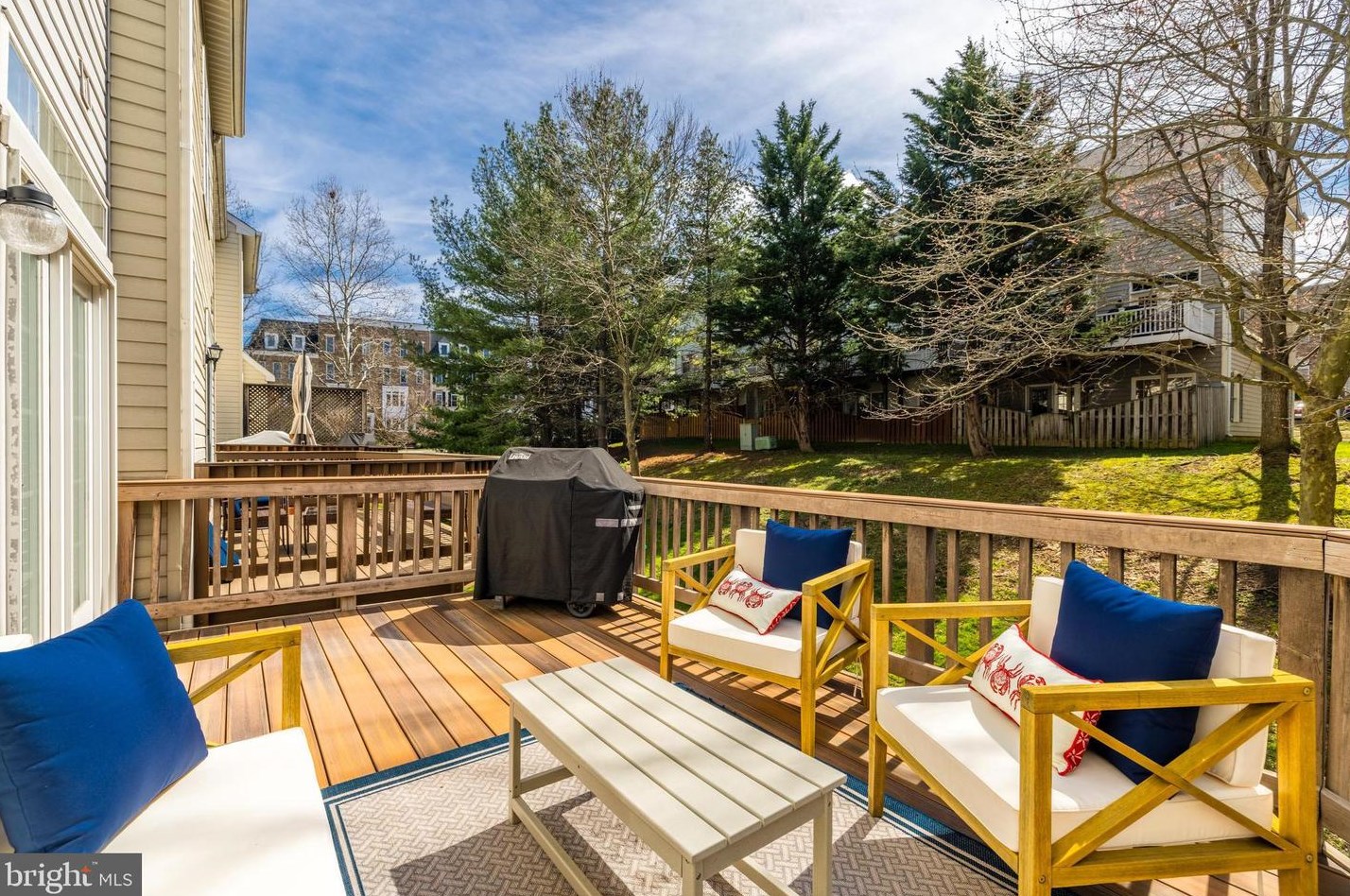 11411 Sunflower Ln, Fairfax VA  22030-6031 exterior