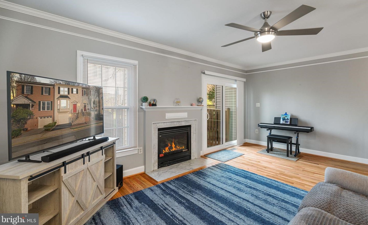 7710 Baird Ct, Lorton VA  22079-2100 exterior