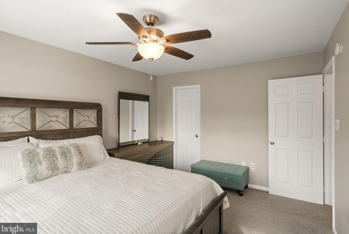 7710 Baird Ct, Lorton VA  22079-2100 exterior