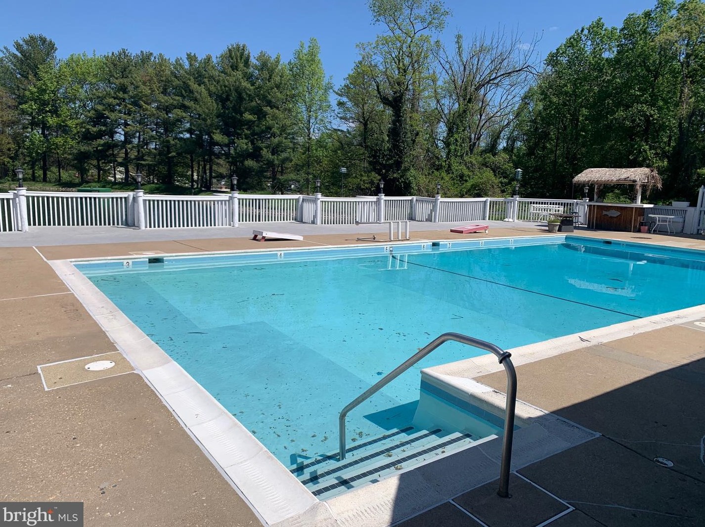 3380 Lakeside View Dr, Falls Church VA  22041-2447 exterior