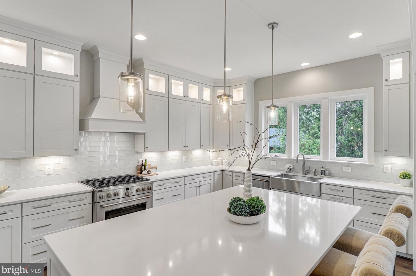 10109 Garrett St, Vienna VA 22181-3148 exterior