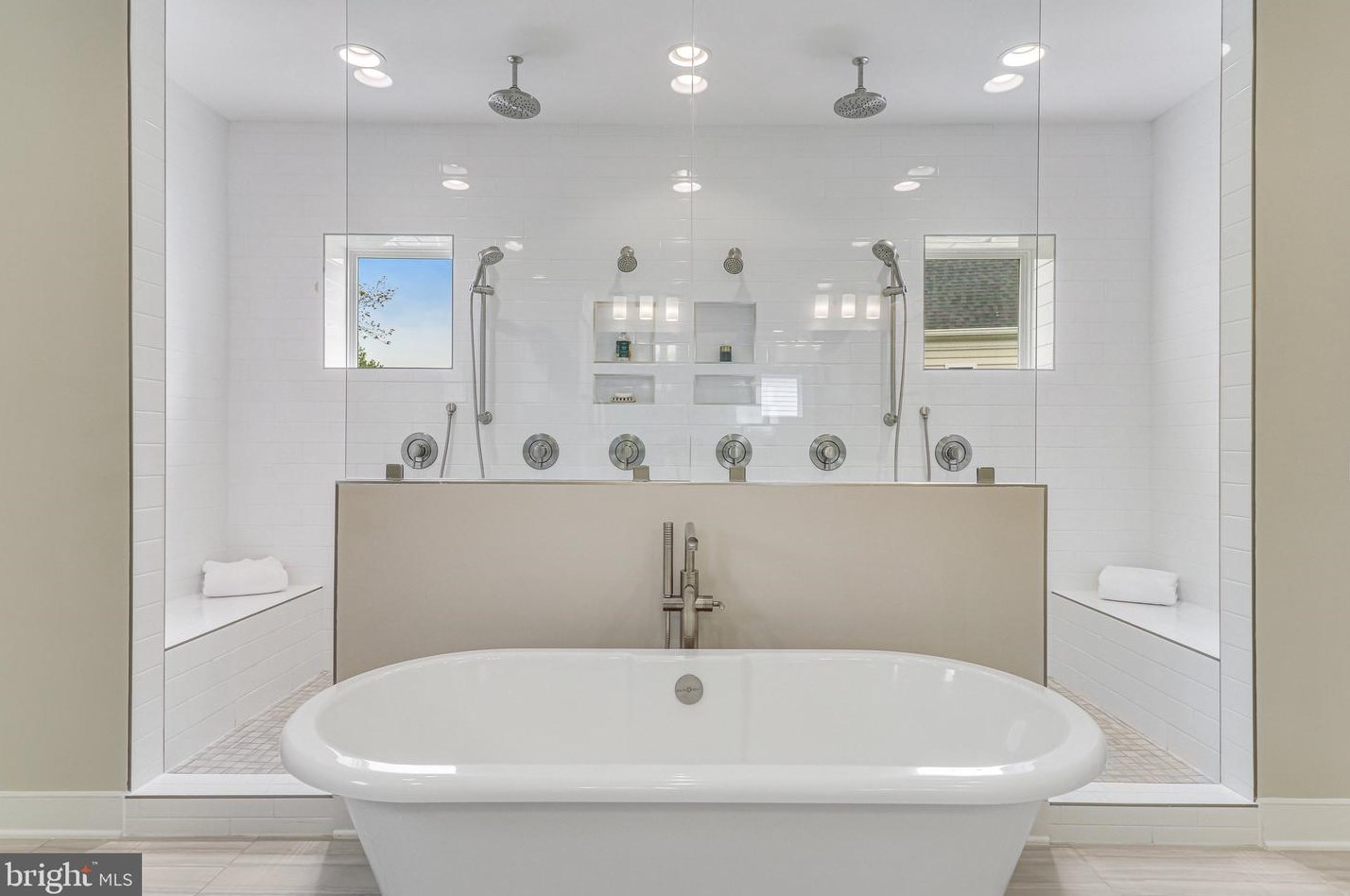 10109 Garrett St, Vienna VA 22181-3148 exterior