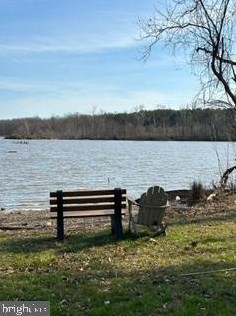 5117 Mount Vernon Memorial Hwy, Alexandria VA  22309-3319 exterior