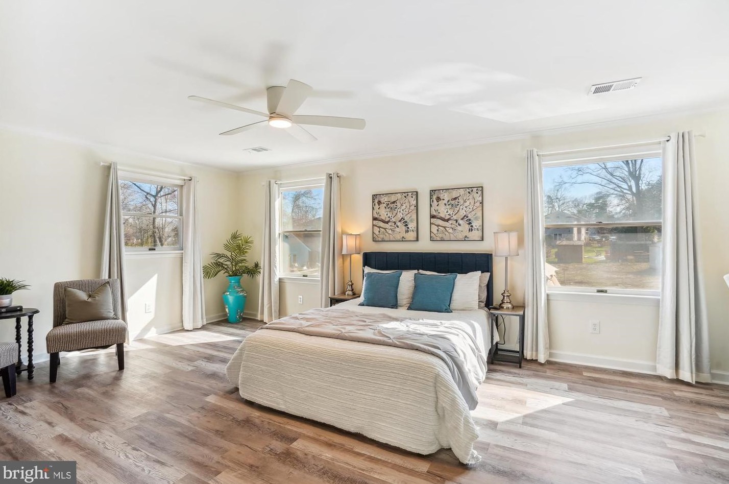 5117 Mount Vernon Memorial Hwy, Alexandria VA  22309-3319 exterior