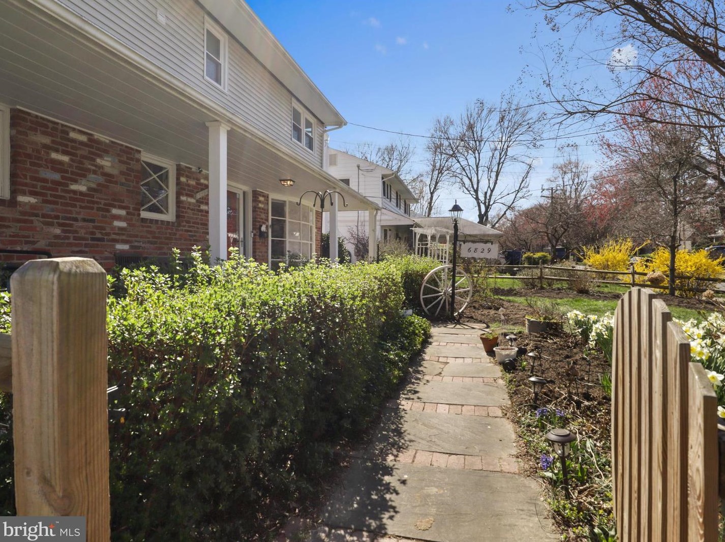 6829 Lemon Rd, Mc Lean VA  22101-5422 exterior