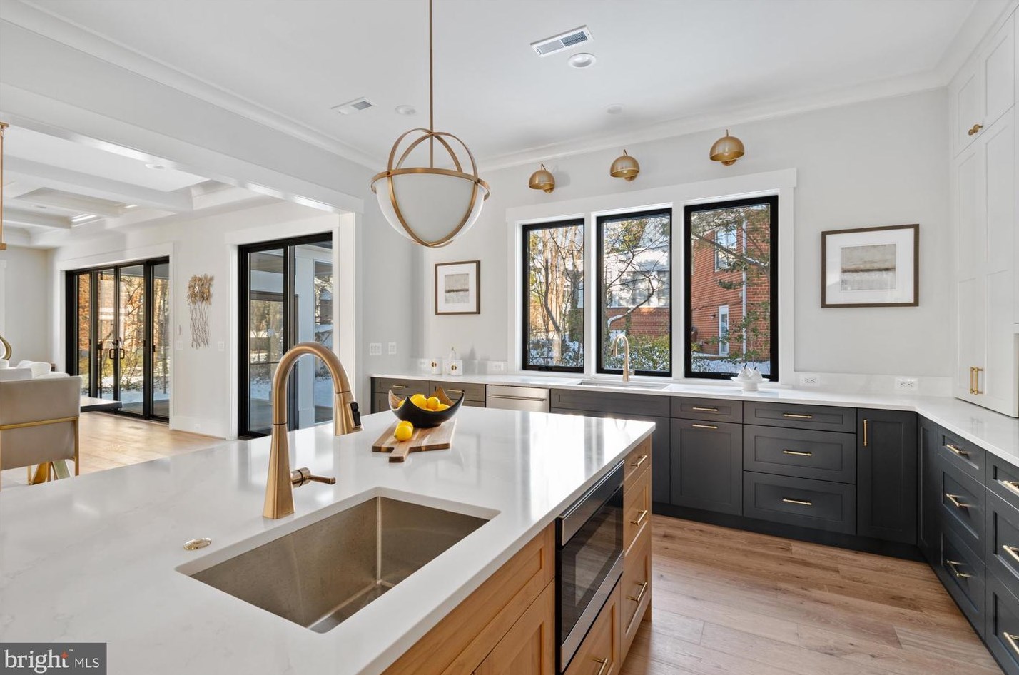 6825 Lemon Rd, Mc Lean VA 22101-5422 exterior