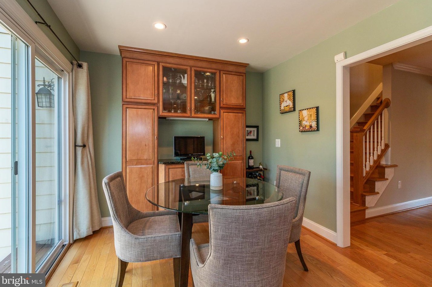 10460 Malone Ct, Fairfax VA 22032-2377 exterior