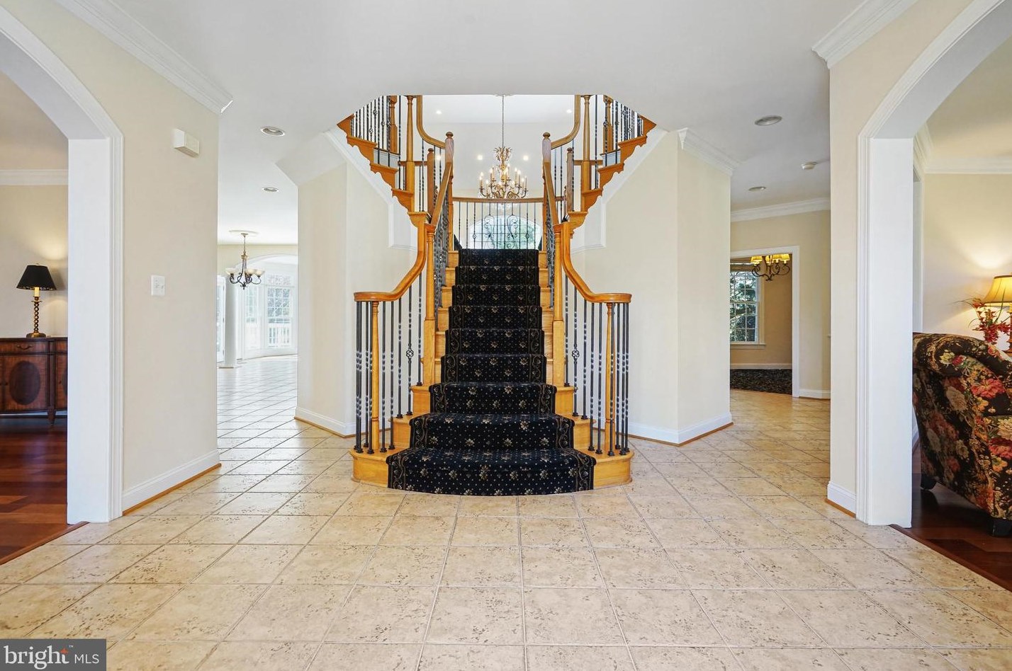 2910 Fox Mill Manor Dr, Vienna VA  22124-1246 exterior