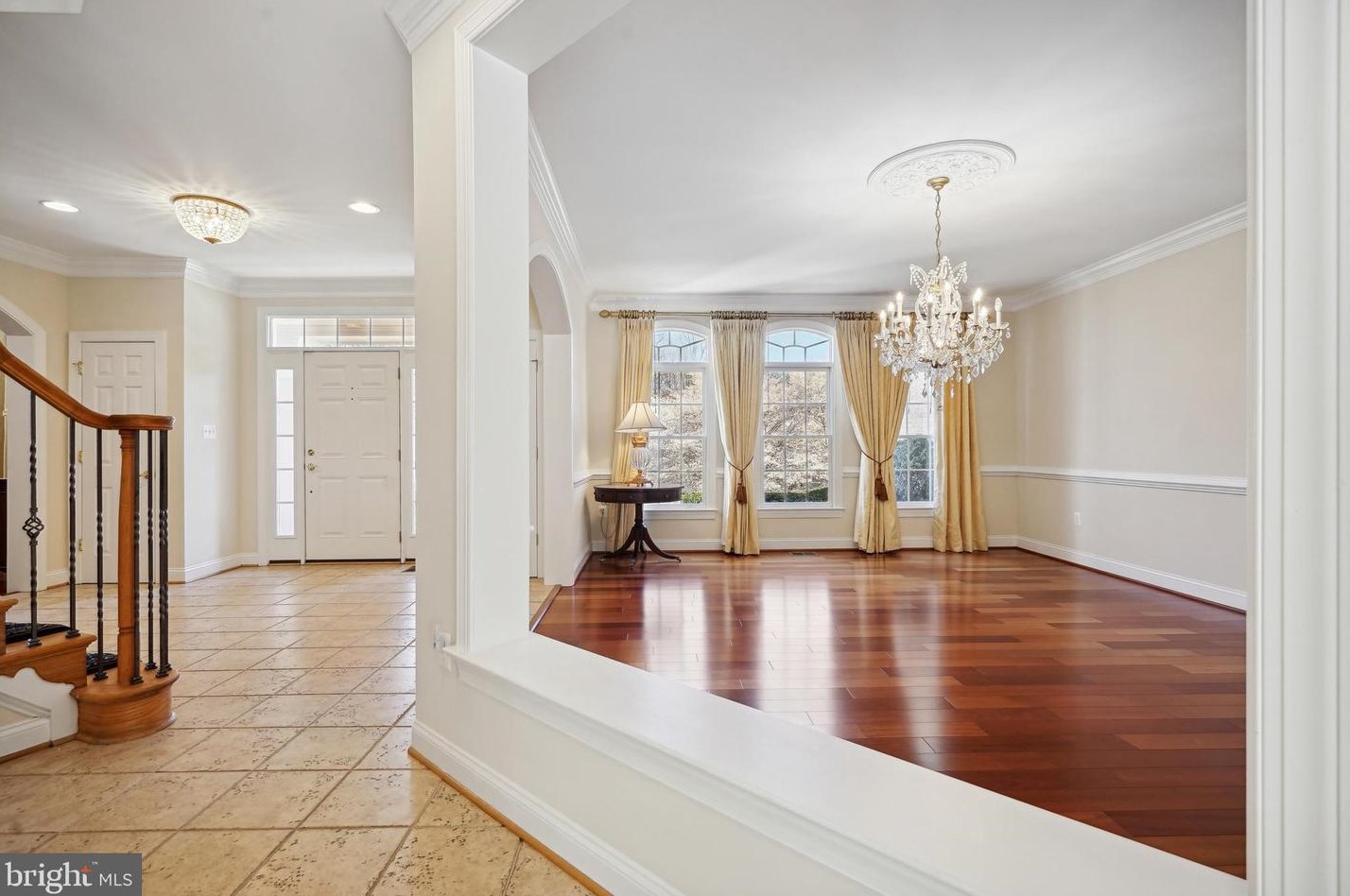 2910 Fox Mill Manor Dr, Vienna VA  22124-1246 exterior