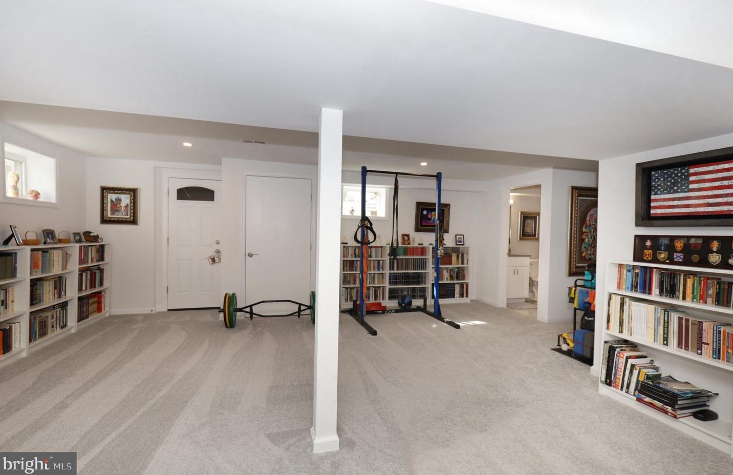 7923 Lake Pleasant Dr, Springfield VA  22153-2750 exterior