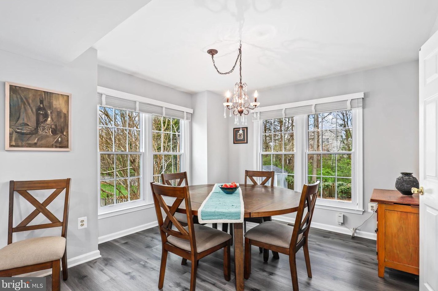 5574 Cedar Break Dr, Centreville VA  20120-3325 exterior