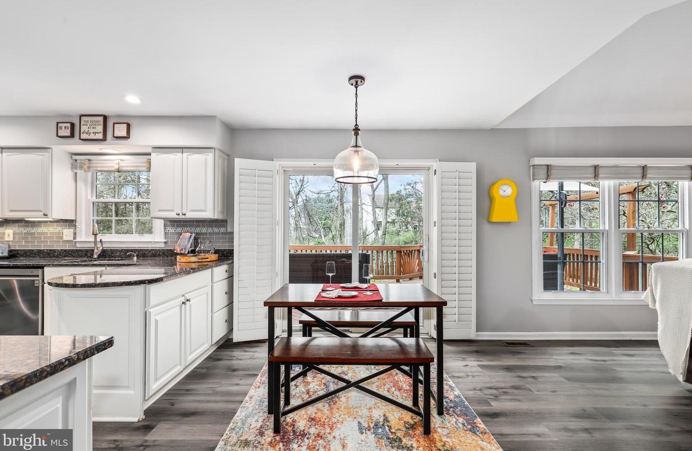 5574 Cedar Break Dr, Centreville VA  20120-3325 exterior