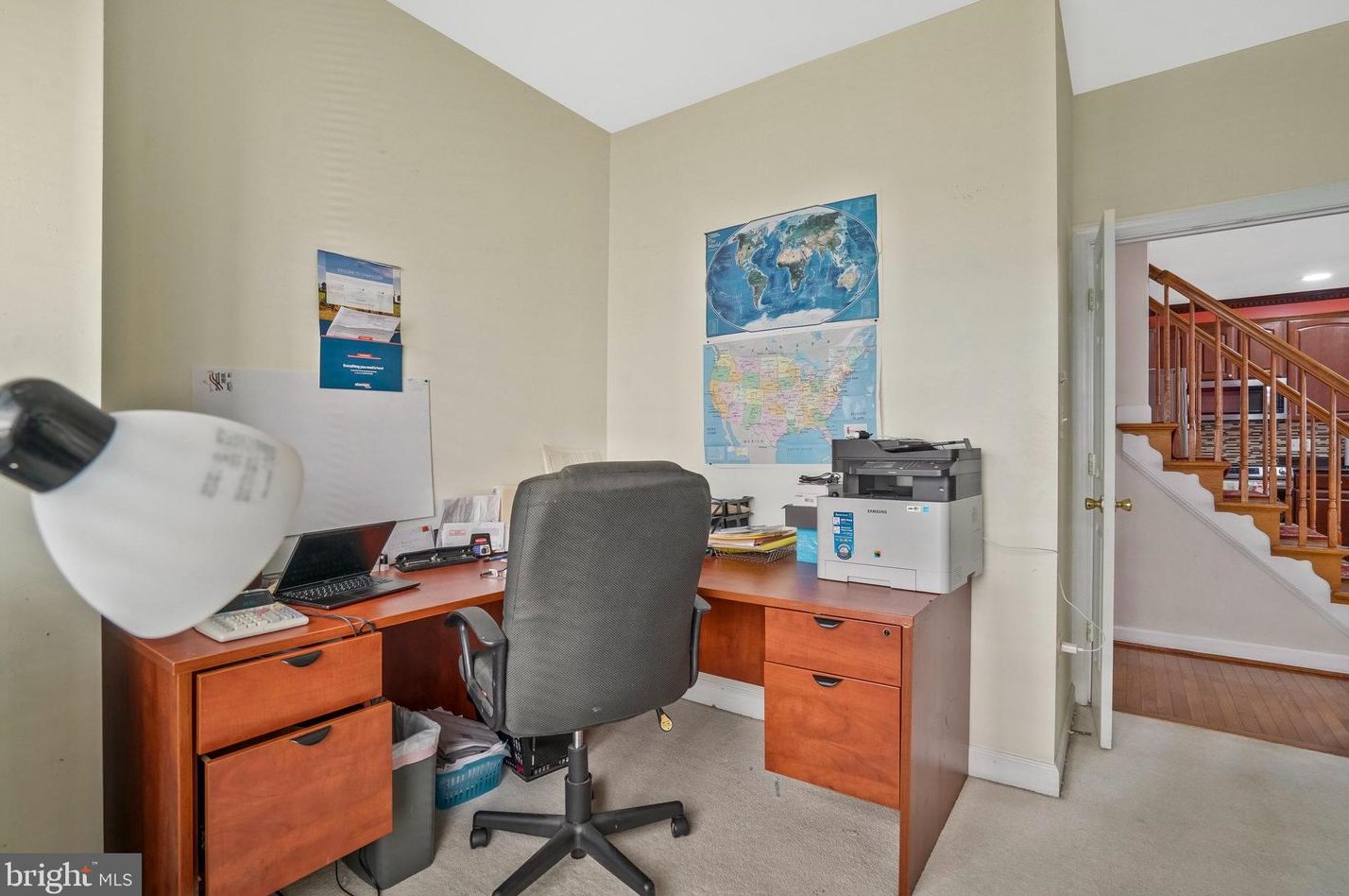 8148 Gilroy Dr, Lorton VA 22079-2938 exterior