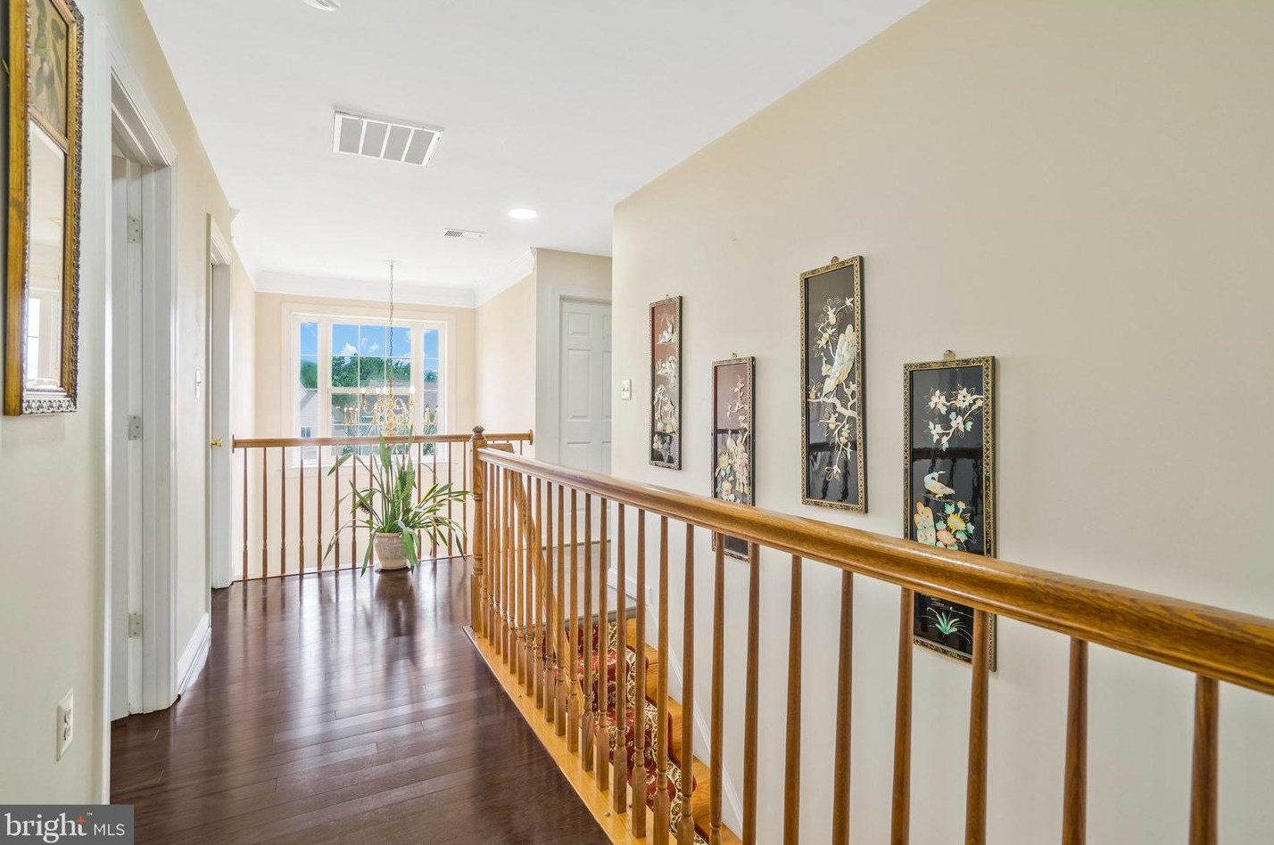 8148 Gilroy Dr, Lorton VA 22079-2938 exterior