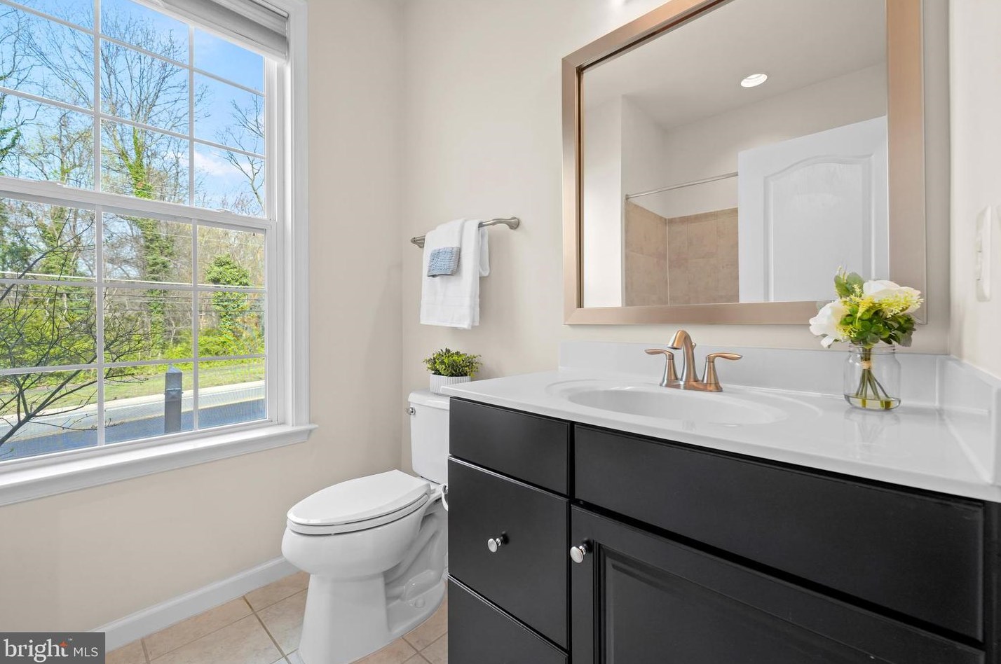 3571 Huntley Manor Ln, Alexandria VA  22306-5111 exterior