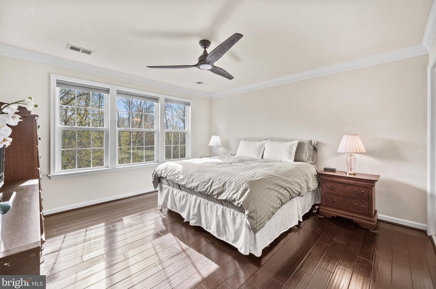 3571 Huntley Manor Ln, Alexandria VA  22306-5111 exterior