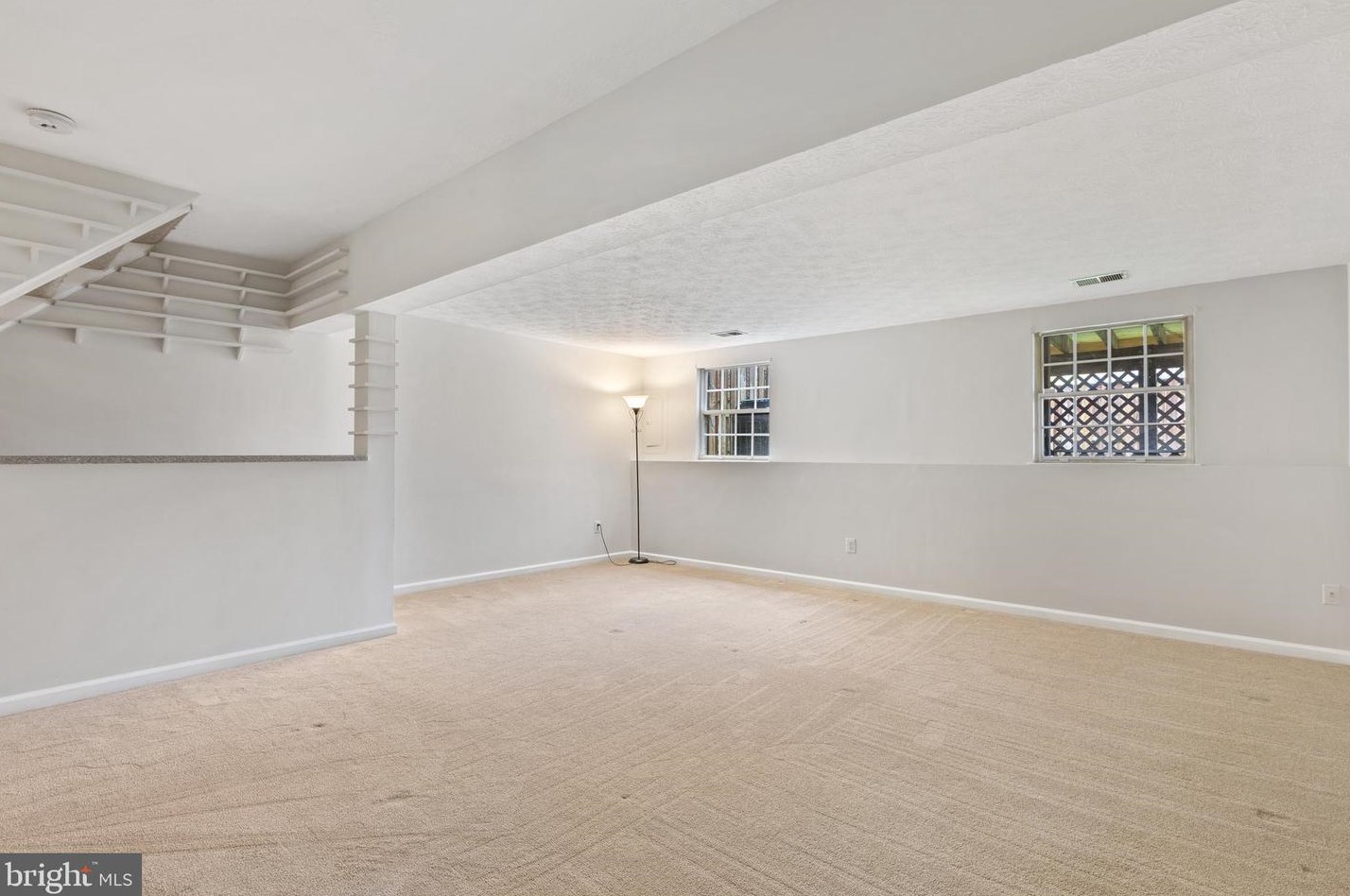 13941 Winding Ridge Ln, Centreville VA  20121-4809 exterior