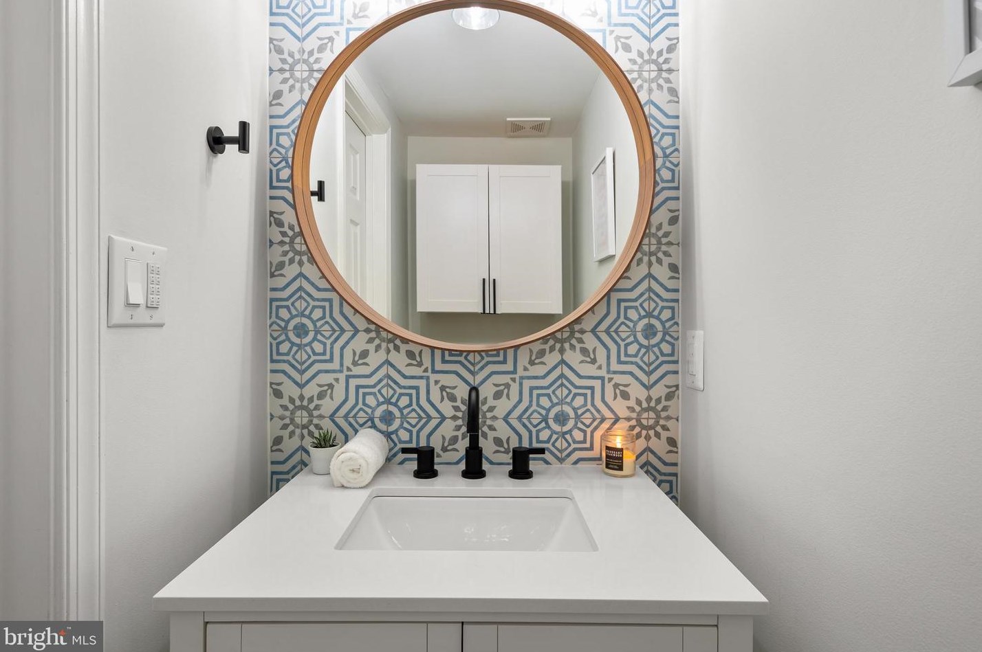 3162 Grovehurst Pl, Alexandria VA  22310-2350 exterior