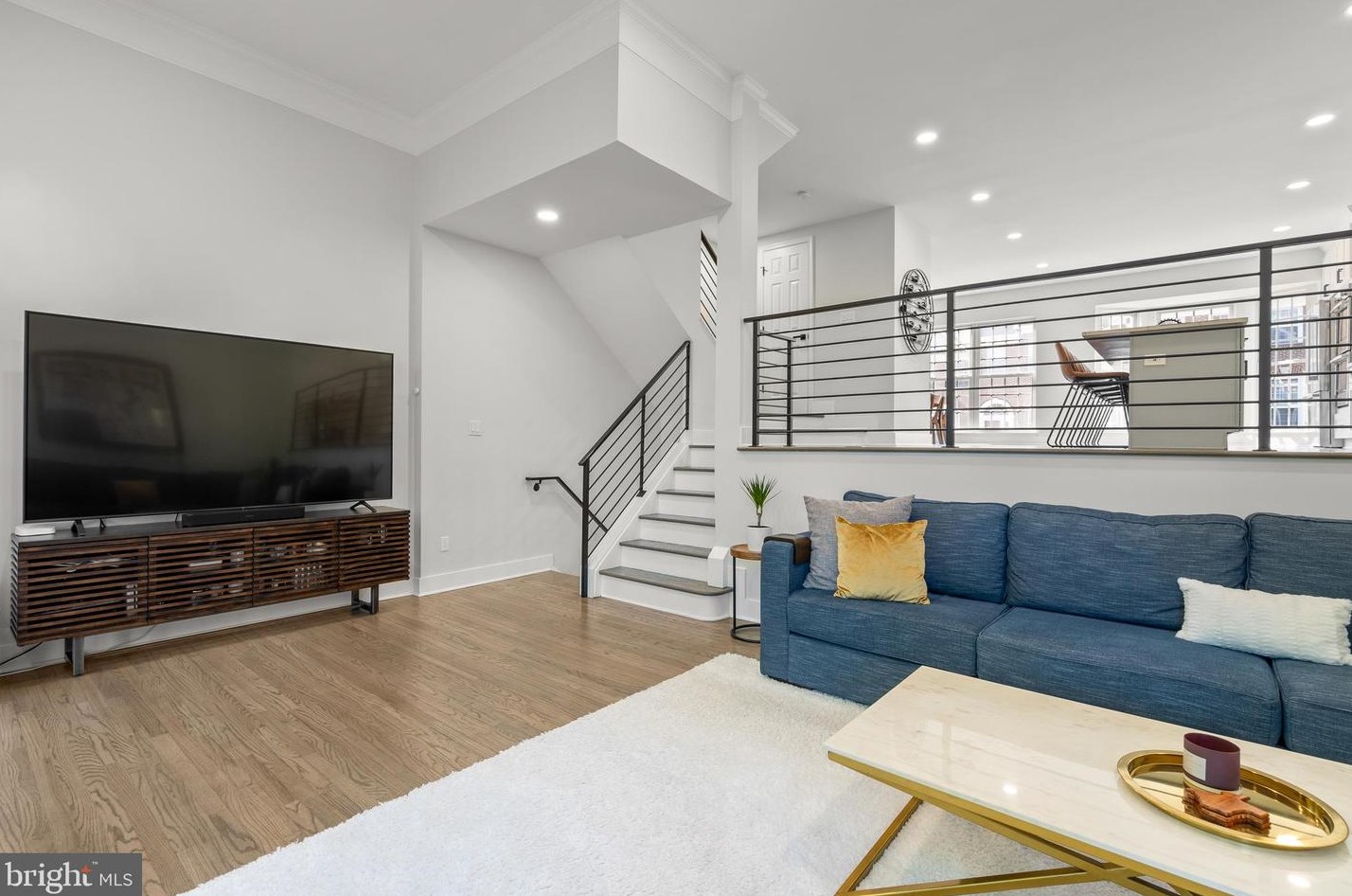 3162 Grovehurst Pl, Alexandria VA  22310-2350 exterior