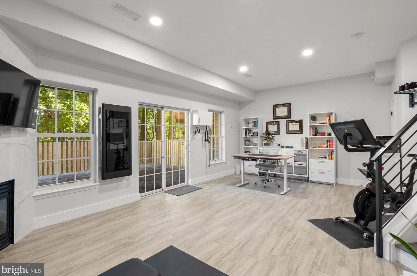 3162 Grovehurst Pl, Alexandria VA  22310-2350 exterior