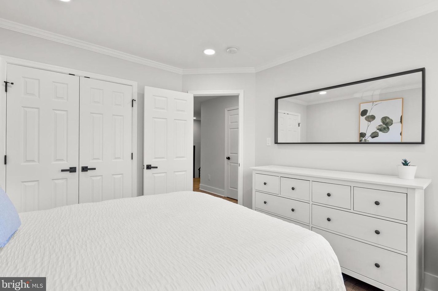 3162 Grovehurst Pl, Alexandria VA  22310-2350 exterior