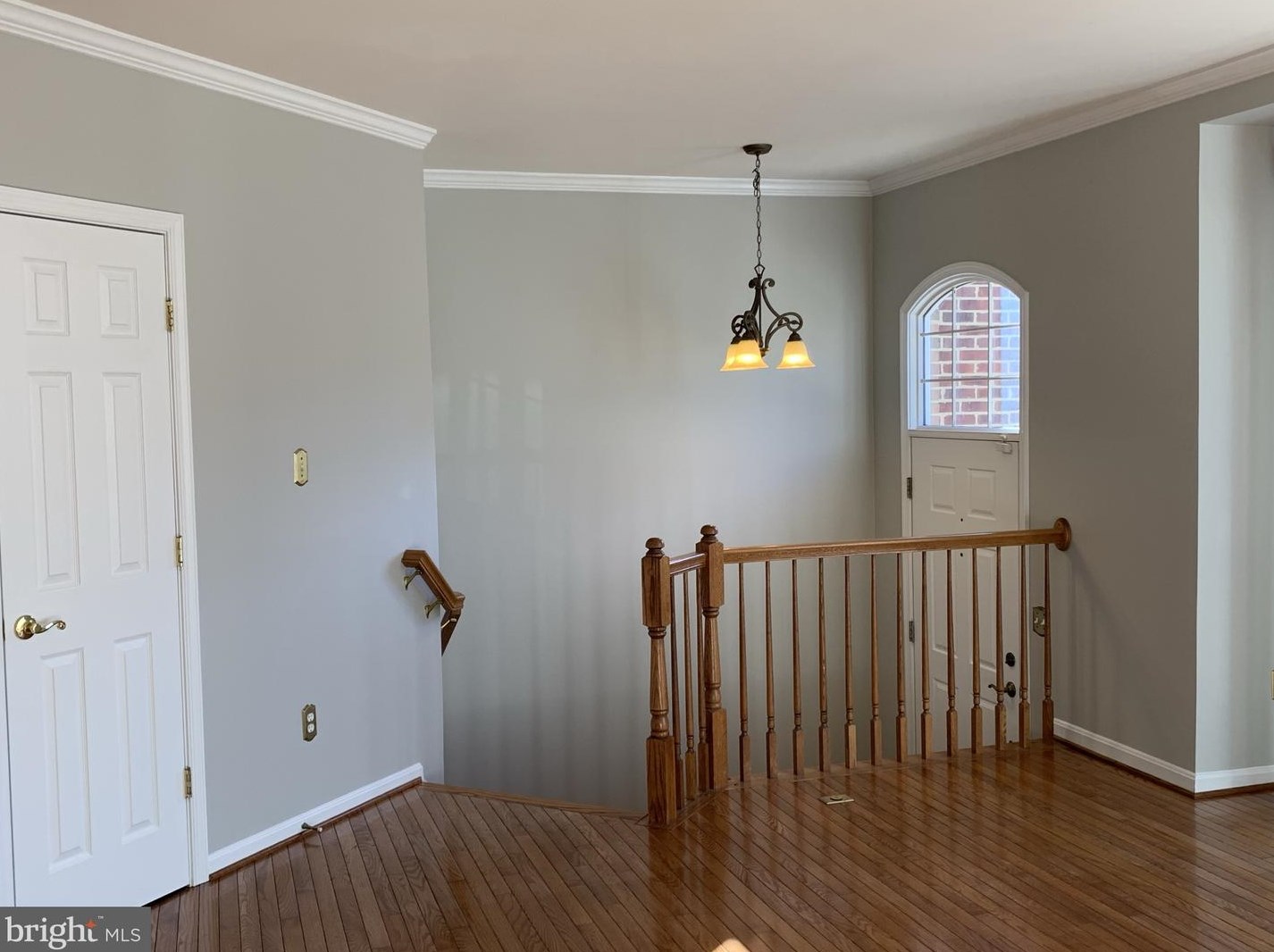 3384 Governors Crest Ct, Alexandria VA  22310-2335 exterior