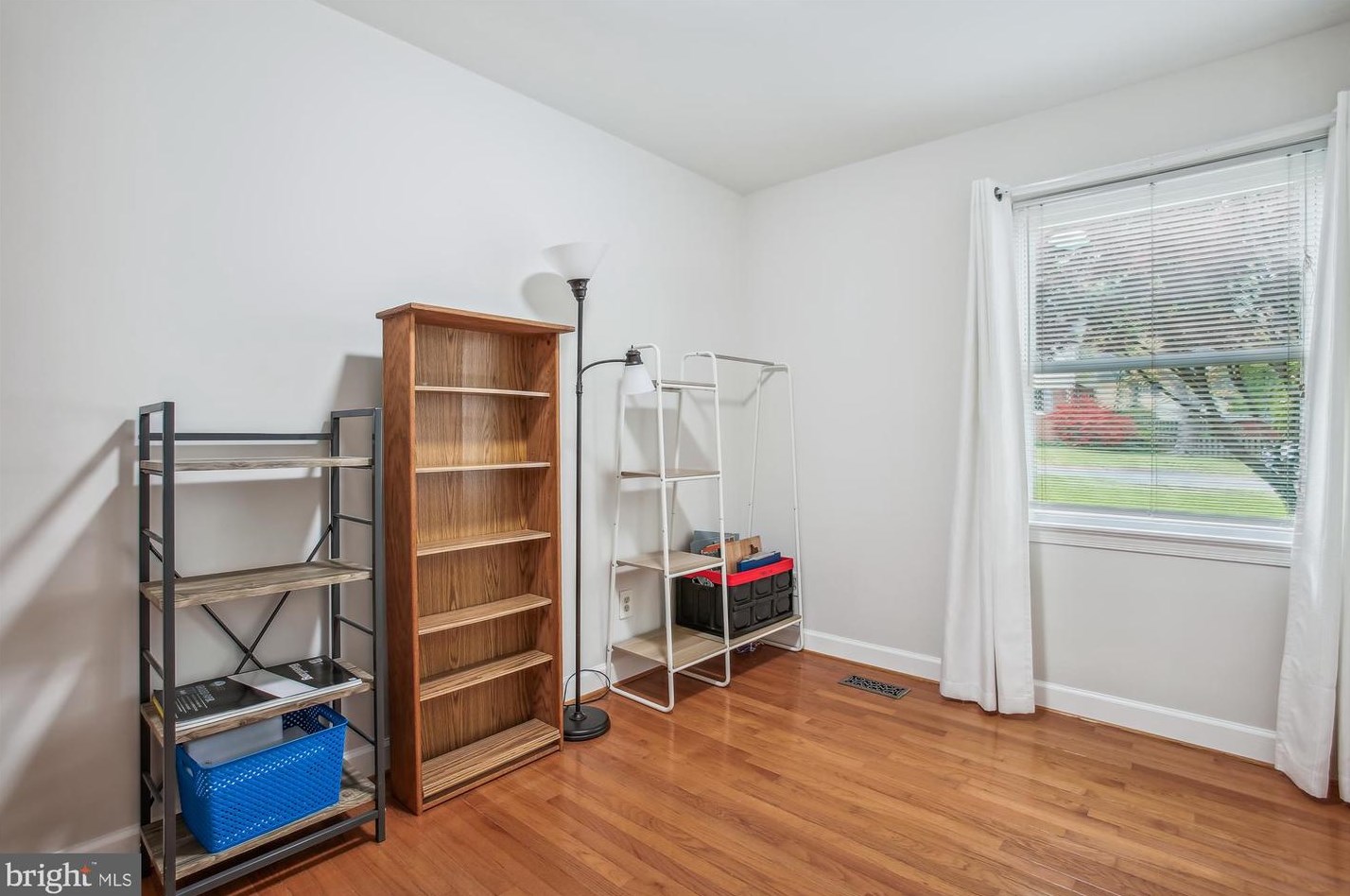 5503 Atlee Pl, Springfield VA  22151-3407 exterior