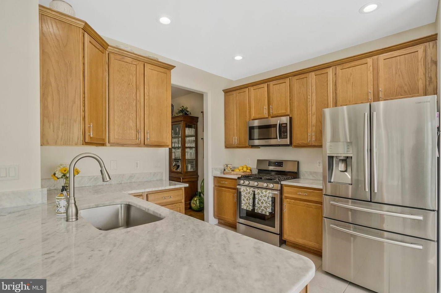 9245 Laurel Ridge Crossing Rd, Lorton VA  22079-2959 exterior